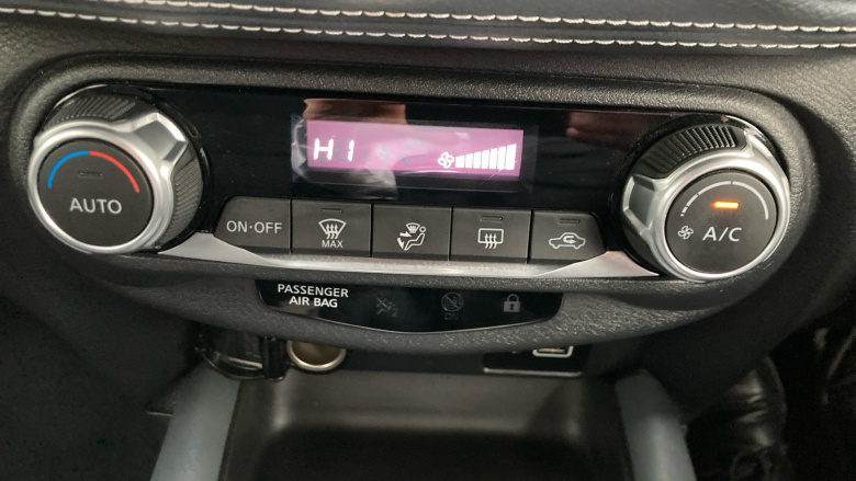 Nissan Juke 1.0 DiG-T 114 N-Connecta 5dr Petrol Hatchback